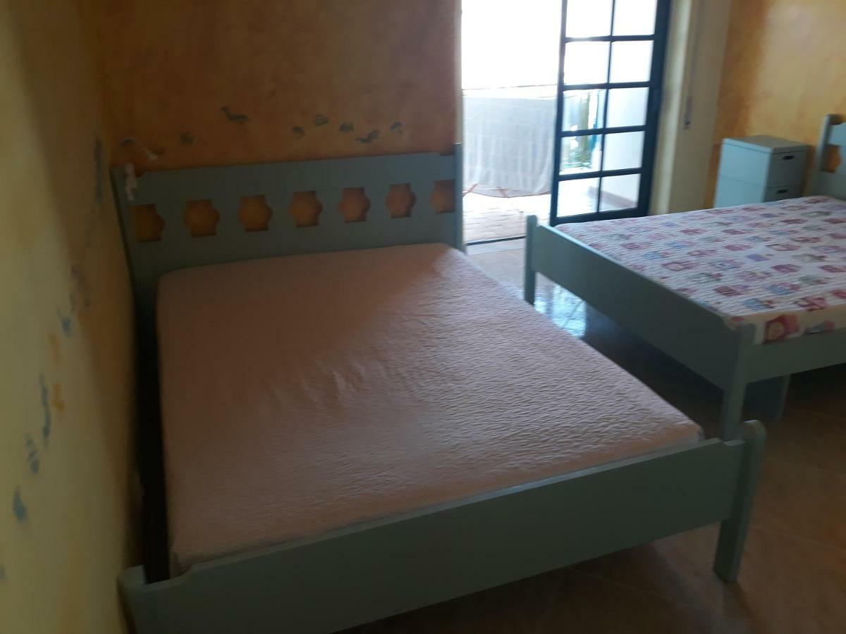 Apt. Jope Armacao de Pera Ngoại thất bức ảnh