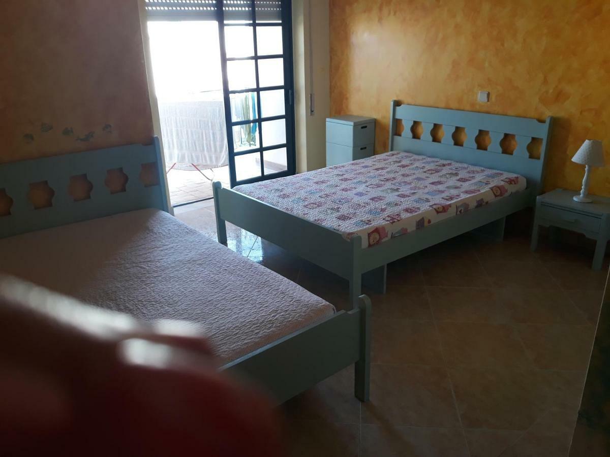 Apt. Jope Armacao de Pera Ngoại thất bức ảnh